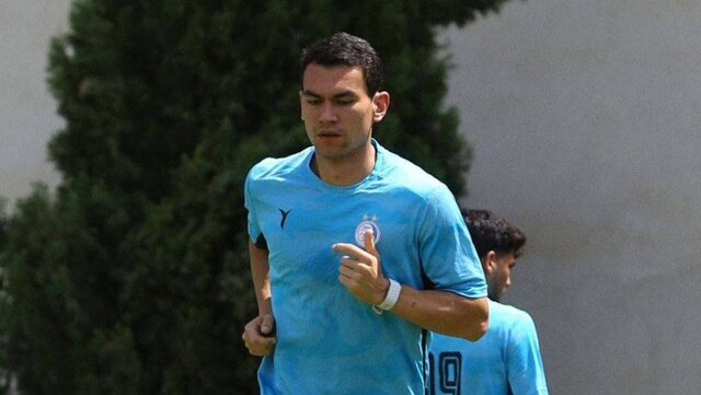 شوک به اردوی استقلال؛ مدافع تازه‌وارد مصدوم شد!