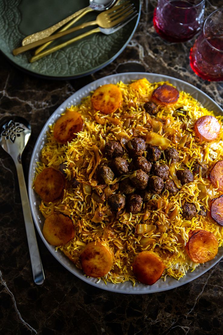 راز خوشمزگی کلم پلو شیرازی: ترکیبی از سنت، طعم و اصالت