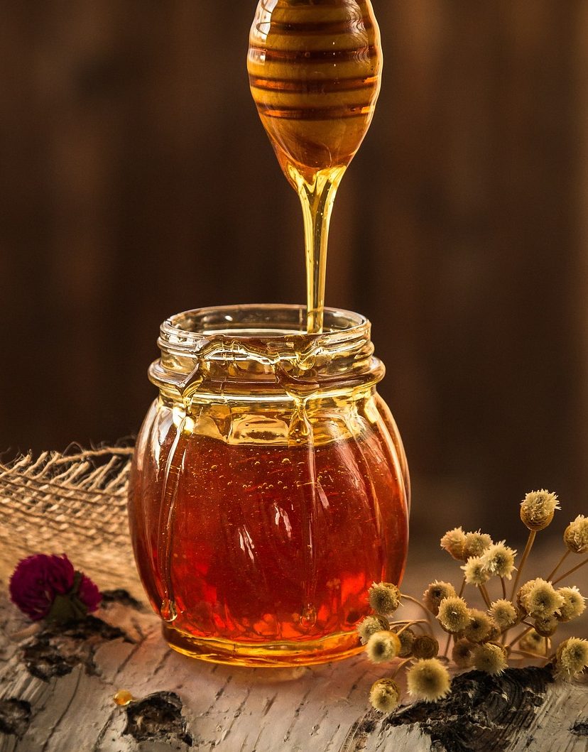 عسل طبیعی یا تقلبی؟ ۷ روش تشخیص عسل اصل در خانه