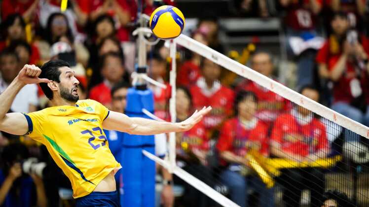 سامورایی‌ها در سه ست متوالی مقابل برزیل زمین‌گیر شدند