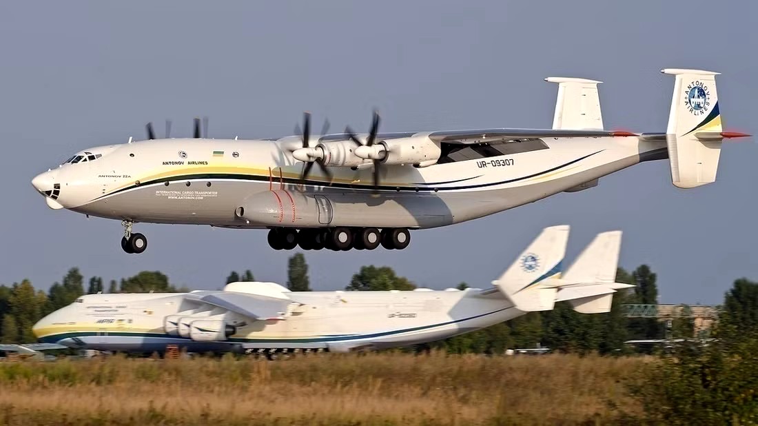  آنتونوف AN-22