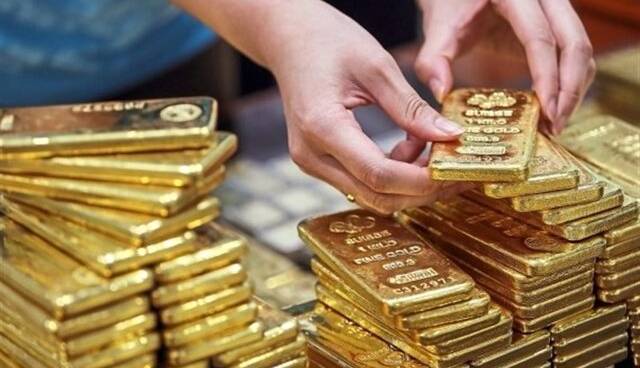 تعرفه طلای آمریکا؛ شوک بزرگ به بازار جهانی و سوئیس
