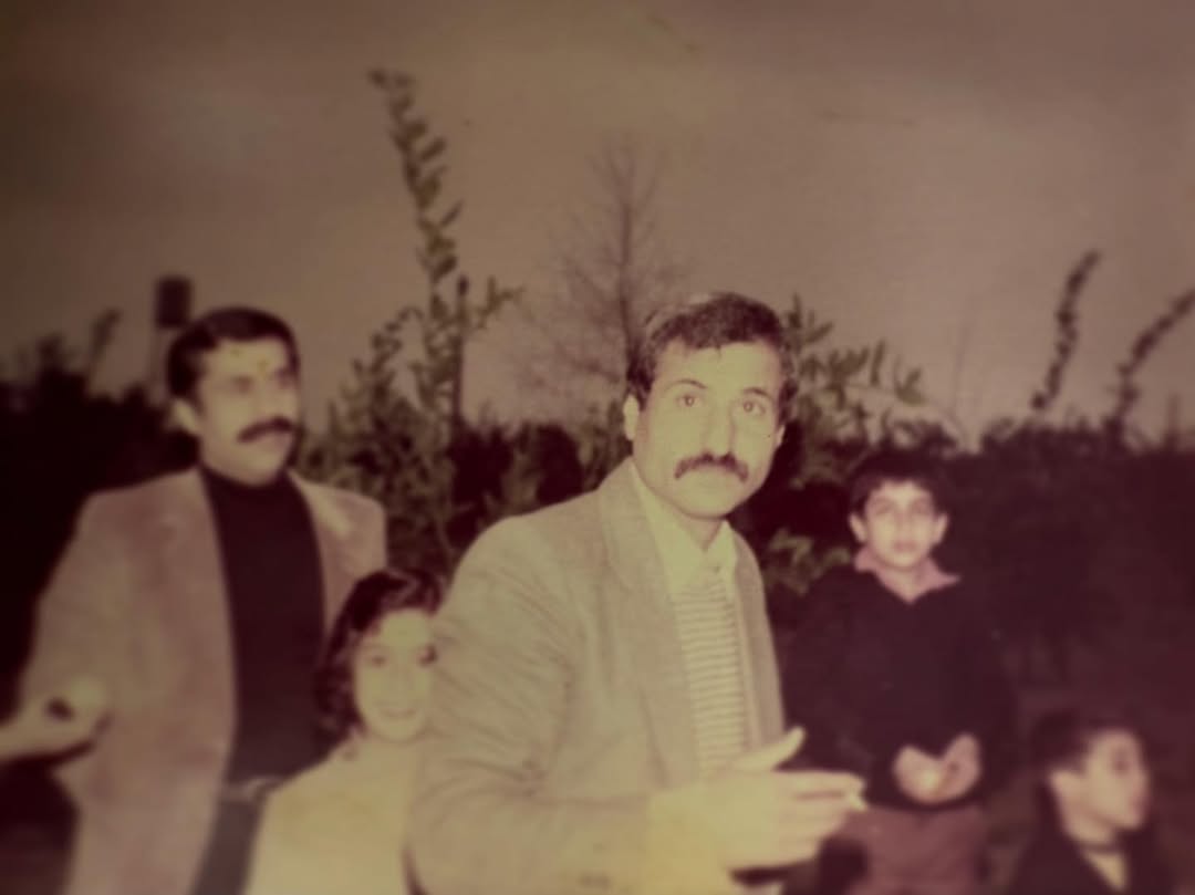 پریناز ایزدیار همراه با خانواده