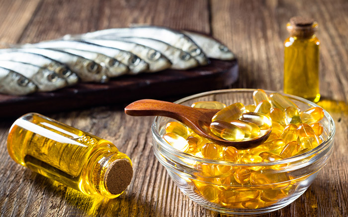 خواص شگفت‌انگیز روغن ماهی؛ از سلامت قلب تا بهبود خلق‌وخو