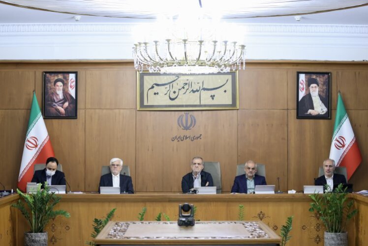 دولت علیه دروغ‌پردازی در فضای مجازی»