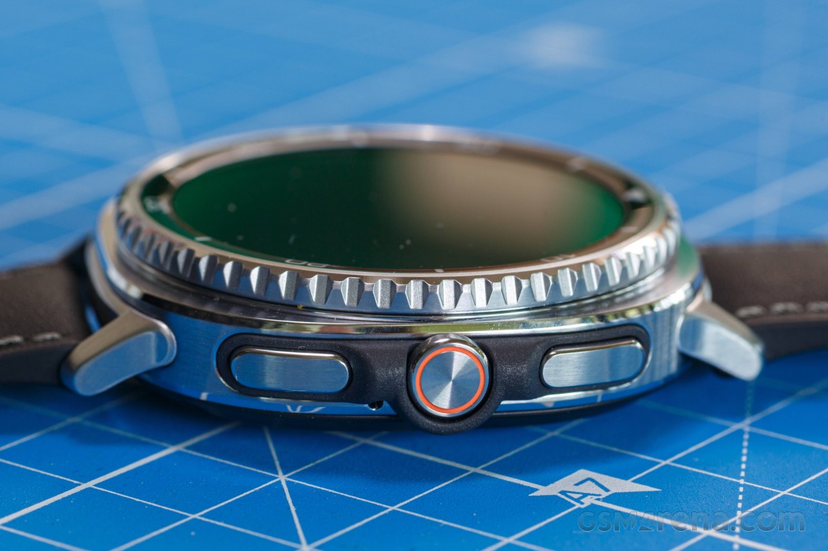 بررسی اولیه ساعت هوشمند Samsung Galaxy Watch8 Classic 4