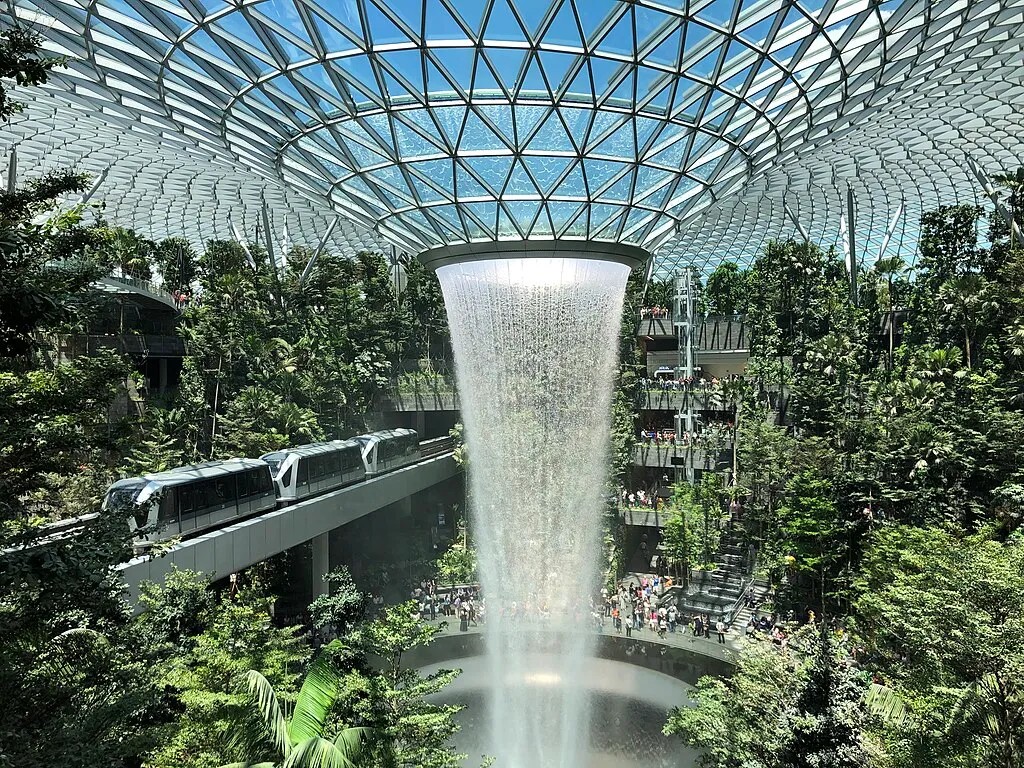 فرودگاه چانگی سنگاپور (Singapore Changi Airport)
